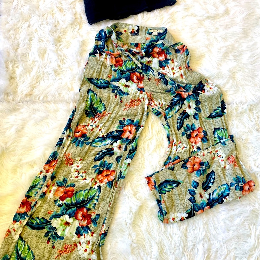 Papaya brand wide leg pants